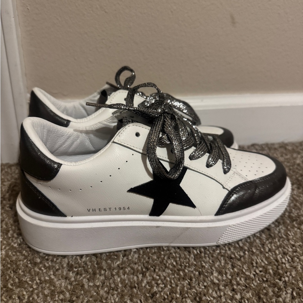 Vintage Havana White and Black Sneakers